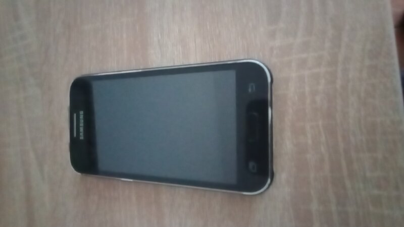 Vand 6. telefoane mobile