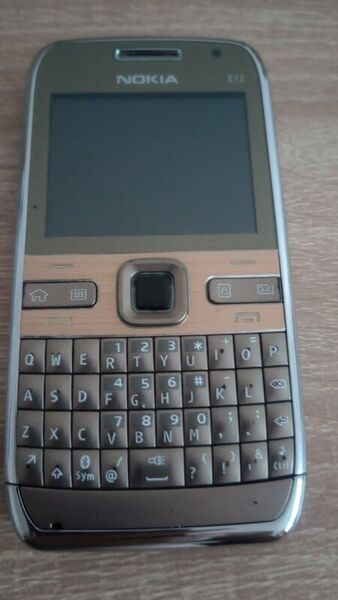 Vand 6. telefoane mobile